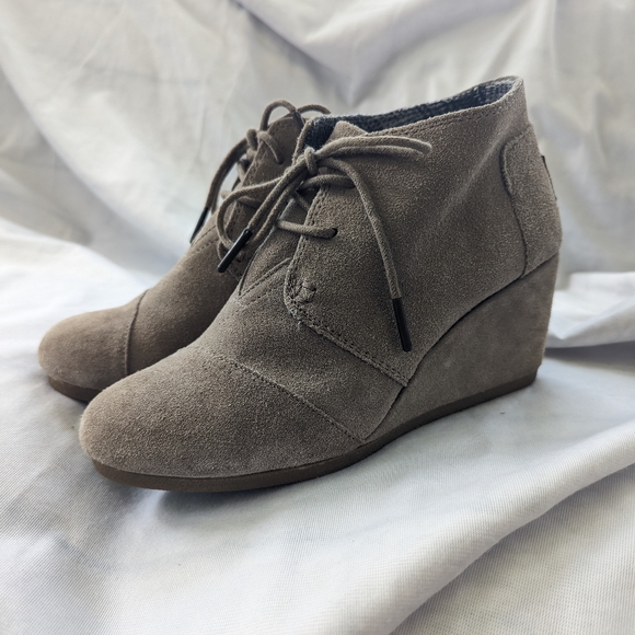 TOMS suede wedge booties - Picture 5 of 5